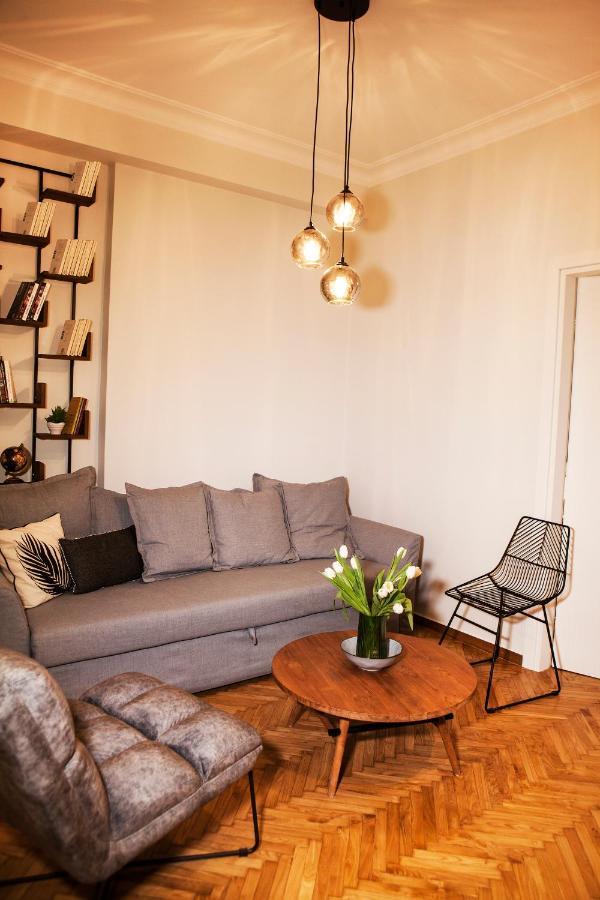 Central Comfy Modern Flat 2 Bedrooms 2 Bathrooms Афины Экстерьер фото